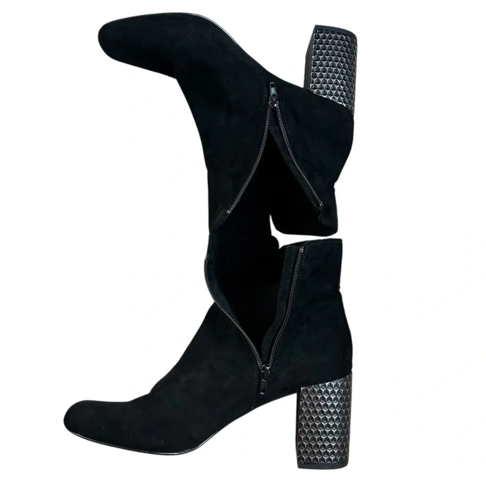 DOLCE by MOJO MOXY‎ Women’s Black Suede Ankle Boots Jeweled Studded Heel Zip 11M